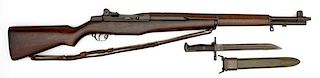 **US WWII M-1 Garand Semi-Auto Rifle with Bayonet 