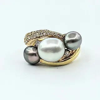 Glamorous Cultured Pearl & Diamond Cocktail Ring - 18K Gold