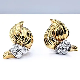 Splendid Sculptural Diamond & 18K Gold Earrings