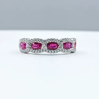 Gorgeous Ruby & Diamond Fashion Ring