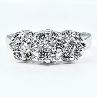 14kw Diamond Cluster Ring