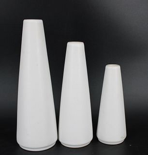3 Sgd Midcentury Graduating Porcelain Bud Vases.