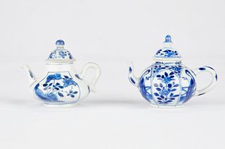 Grp: 2 Kangxi Chinese Export Porcelain Teapots Blue & White