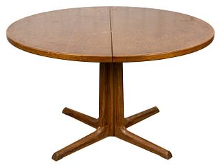 Modern Blonde Oak Dining Table (1 leaf)