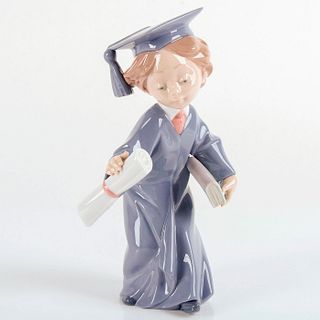 Cap and Gown 1006271 - Lladro Porcelain Figurine