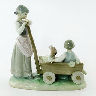 Girl with Wheelbarrow 1001245 - Lladro Porcelain Figurine
