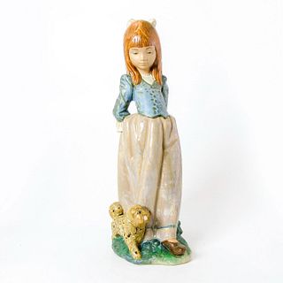 Rosita 1012085 - Lladro Porcelain Figurine