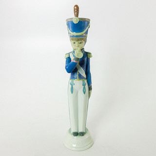 Soldier with Cornet 1001166 - Lladro Porcelain Figurine