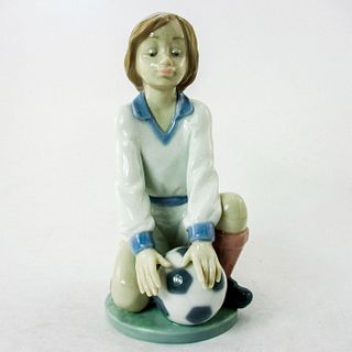 Team Player 1006185 - Lladro Porcelain Figurine