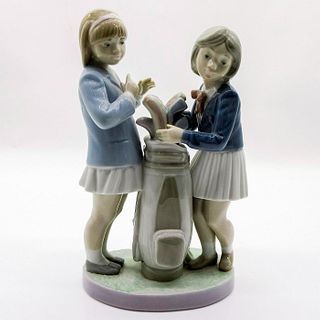 Tee Time 1005675 - Lladro Porcelain Figurine