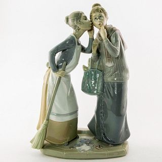 The Gossips 1004984 - Lladro Porcelain Figurine