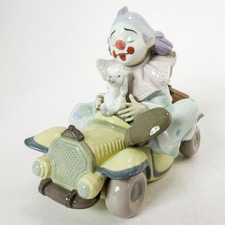 Trip To The Circus 1008136 - Lladro Porcelain Figurine