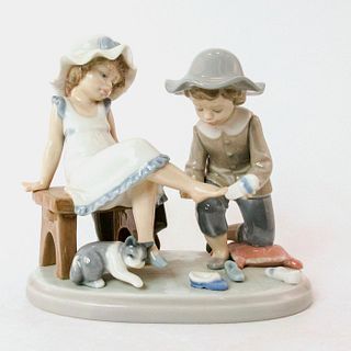 Try This One 1005361 - Lladro Porcelain Figurine