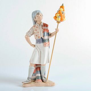 Valencian Boy 1001400 - Lladro Porcelain Figurine