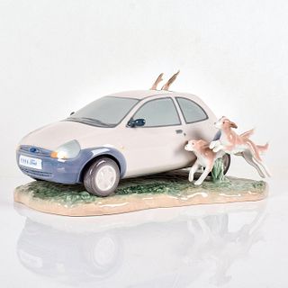 Ford KA 1007576 - Lladro Porcelain Figurine
