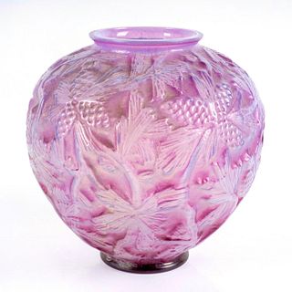 Vintage Consolidated Phoenix Art Glass Vase Pinecones