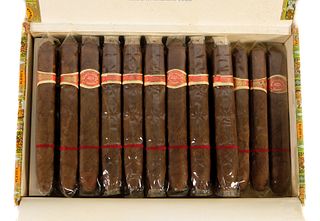 Vintage Romeo Y Julieta Habana Box w/21 Cigars