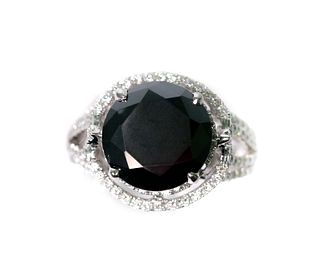 14k WG Black & White Diamond Ring Parade Design
