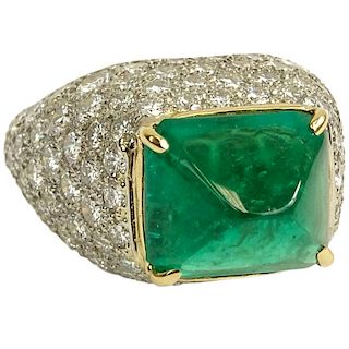 Very Fine Quality GIA Certified 5.87 Carat Sugarloaf Cabochon Colombian Emerald, 8.0 Carat Round Cut Diamond, Platinum and 18 Karat Yellow Gold Ring.