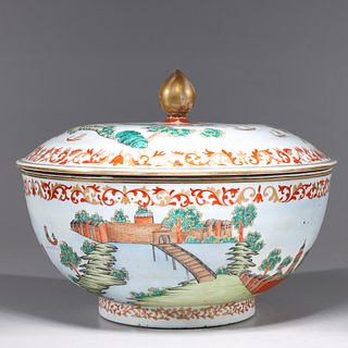 Chinese Enameled Porcelain Covered Gilt Vessel