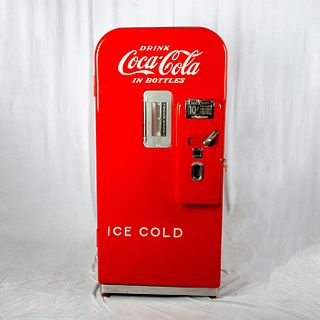Vendo XF 39b Coca-Cola Vending Machine Modified