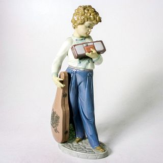 Musically Inclined 1005810 - Lladro Porcelain Figurine