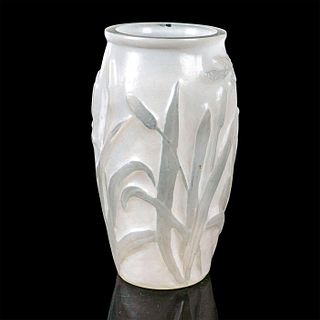 Consolidated Phoenix Art Glass Vase, Dragonfly in Cattails