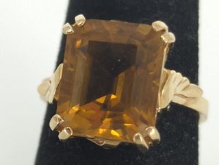 Gold and Citrine Gemstone Ring