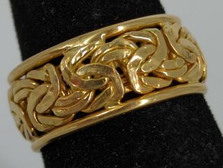 18kt Yellow Gold Ring