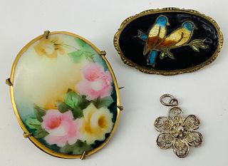 Vintage Pins & Pendant
