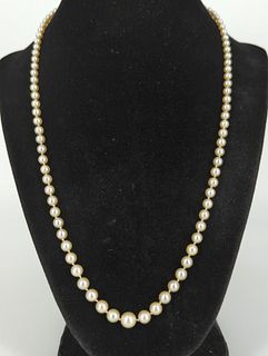 Vintage Pearl Necklace With A White Gold Clasp
