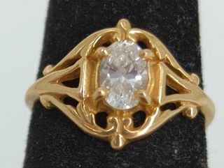 14kt Yellow Gold & Cz Stone Ring