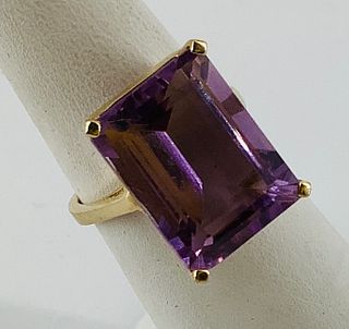 Gold and Amethyst Stone Ring