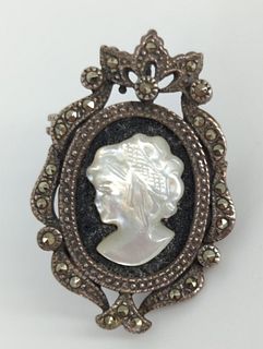Mother Of Pearl Cameo Style Pin / Pendant