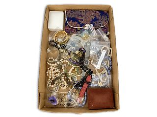 Lot of Fashion Jewelry & Accessories