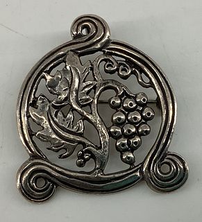 Vintage Sterling Silver Pin / Pendant