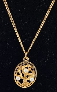 14kt Yellow Gold Necklace With A Gold Pendant