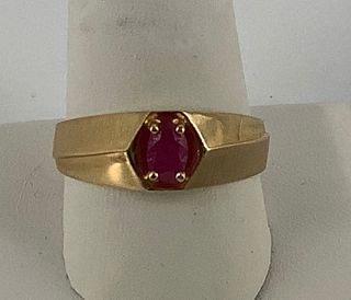10kt Gold and Ruby Ring