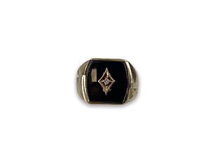 10kt Gold Ring with Onyx and Diamond