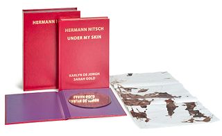 Nitsch, Hermann 1 blugetränktes Tuch sowie 1 DVD in: Under my skin. Personal structures art projects number 2. 2010. Das Tuch aus weißem Stoff. 20,5 x