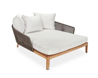 A JANUS et Cie "Mood" outdoor daybed
