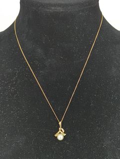 14kt Gold Necklace with Gold and Pearl Pendant
