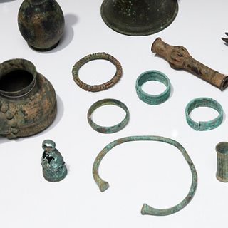 Group of African bronze & copper objects