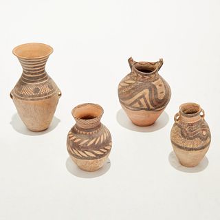 (4) Chinese Neolithic style pottery vessels