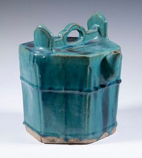 CHINESE POTTERY VESSEL