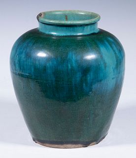 CHINESE POTTERY VESSEL