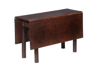 CHIPPENDALE DROP-LEAF TABLE