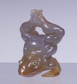 RUSSIAN HARDSTONE CARVING OF FROG