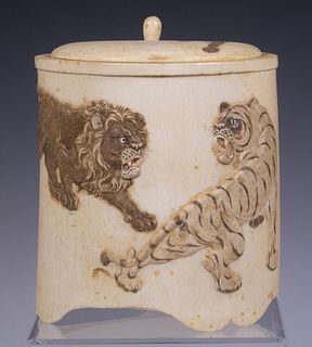 19TH C. JAPANESE BOX WITH TIGERS & LIONS