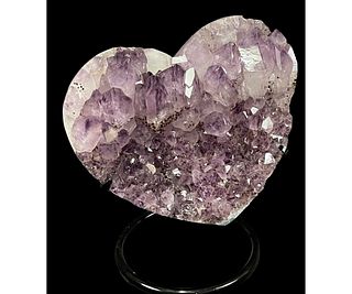 AMETHYST HEART ON STAND